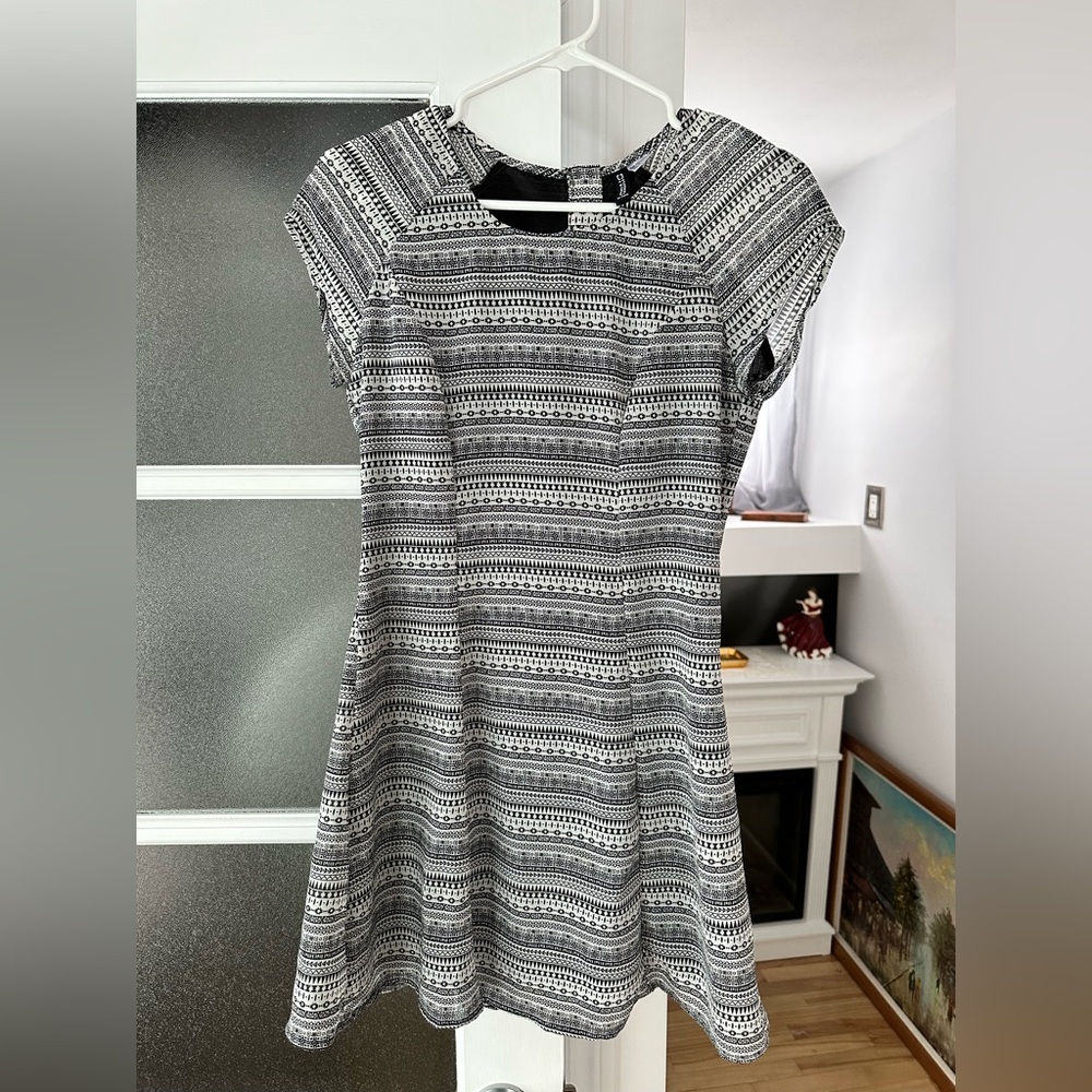 Divided by H&M Skater A Line Dress Size 6